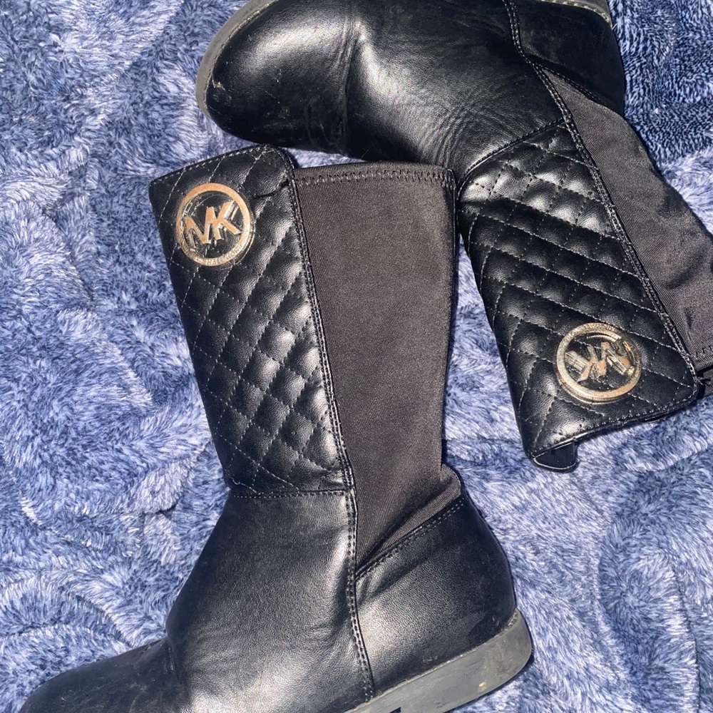 Black boots